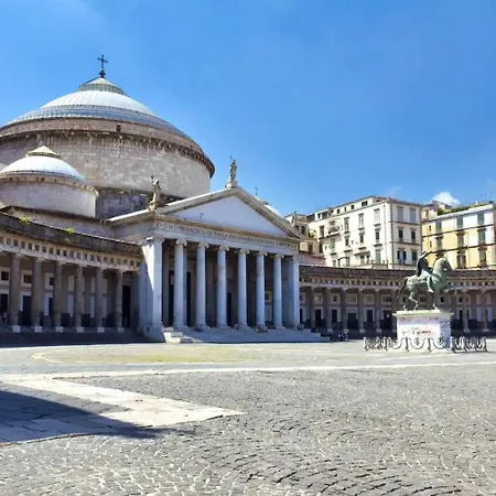 Donna Lena Relais לינה וארוחת בוקר נאפולי