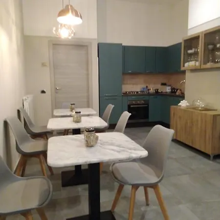 Donna Lena Relais 3* Napoli
